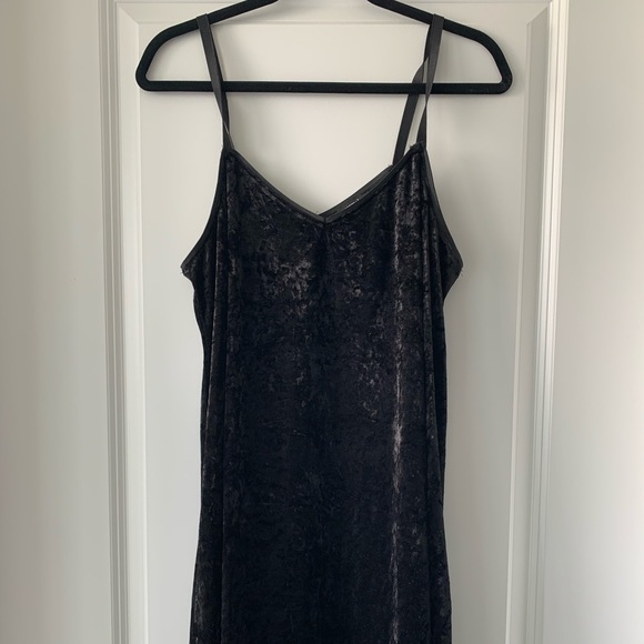 Velvet mini dress - Picture 1 of 2